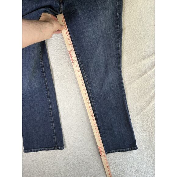 Levis 515 Jeans Womens sz 12 31x32 FITS 33x30 Blue Bootcut Dark Wash 5 Pocket - Picture 9 of 16